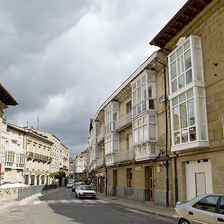 Apartamentos Turisticos Los Zapatos Morados Haro Exterior foto